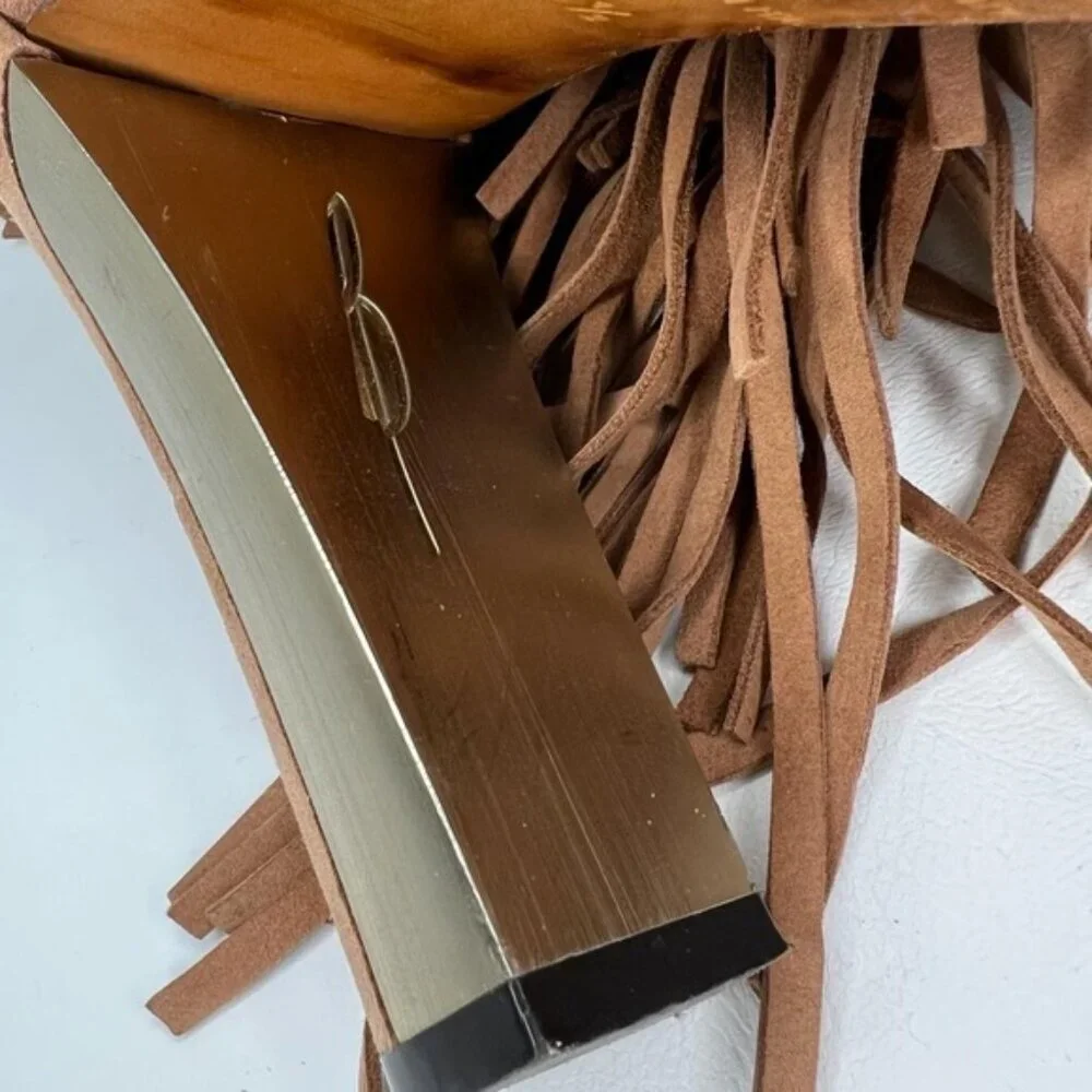 B BRIAN ATWOOD Made‎ in Italy 🇮🇹 Suede Booties Fringe Details Size 8.5 - Picture 16 of 16